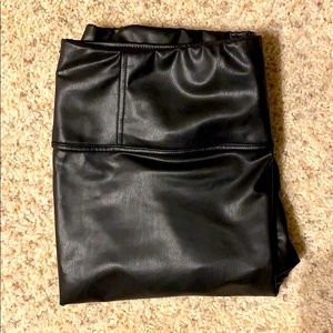 NWOT FAUX LEATHER LEGGINGS